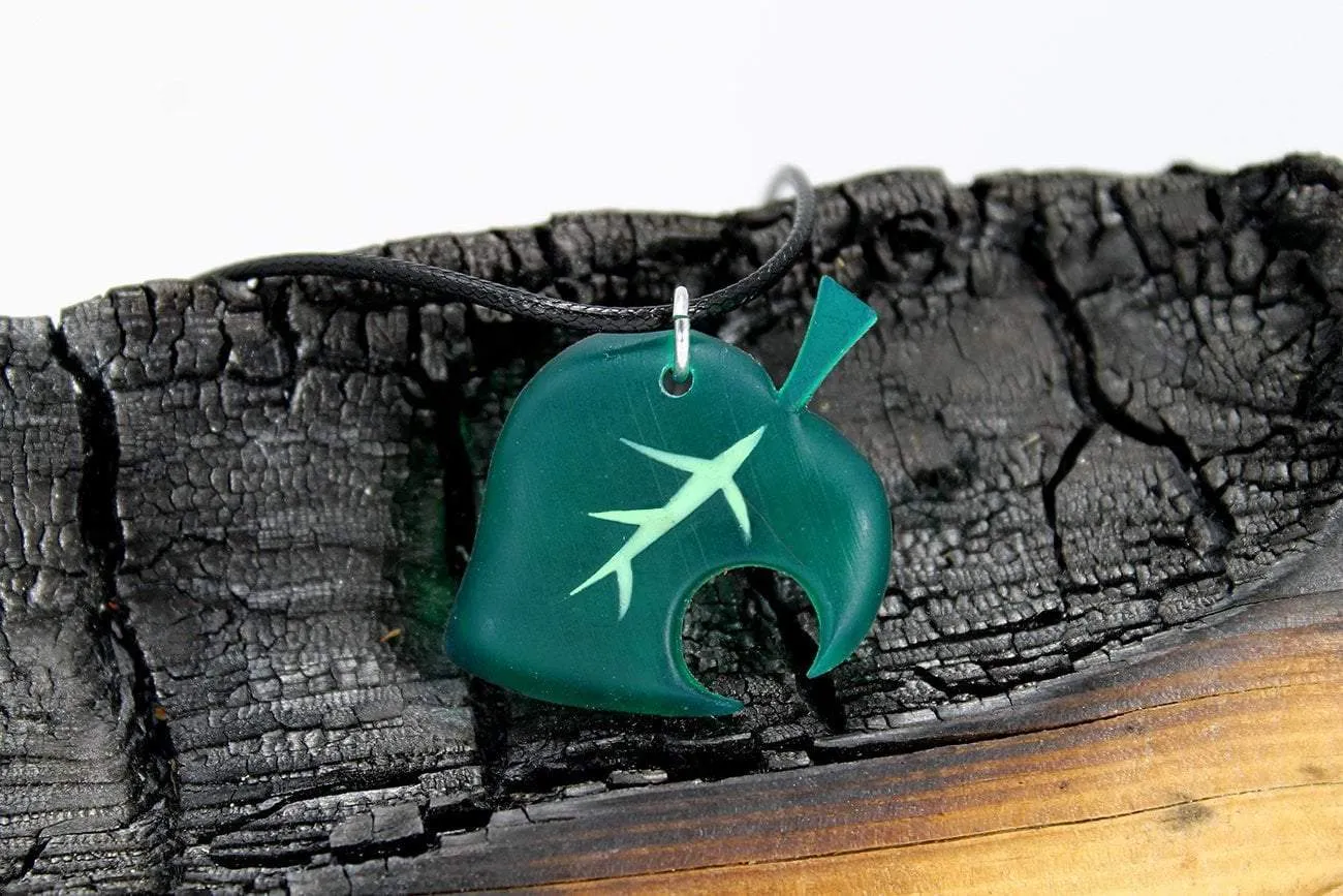 Glow Leaf Keychain / Necklace - Animal Crossing