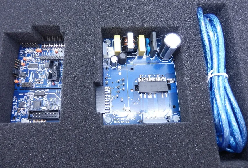 Infineon IMOTION MADK Motor Driver Evaluation Kit EVALM113020584DTOBO1