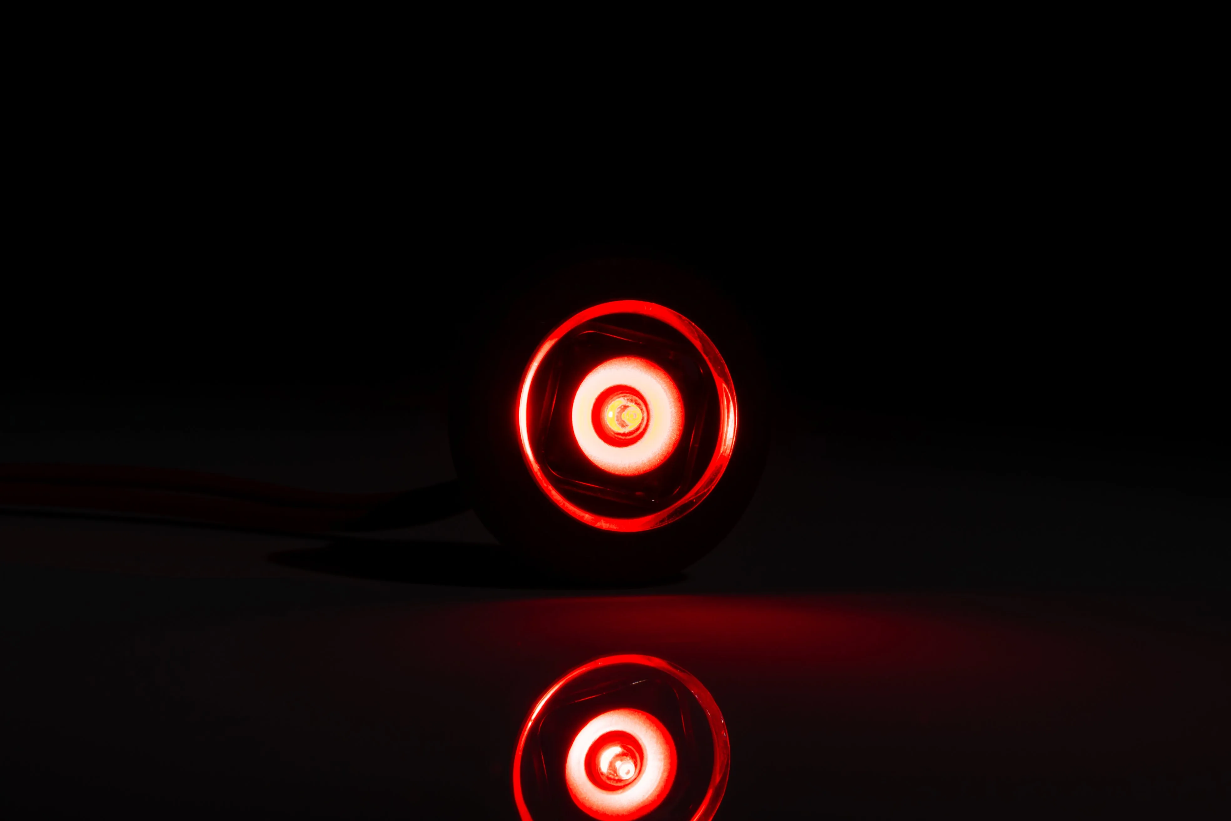 LED Bulls Eye Round Marker Lamp with Flat & Curved Gasket