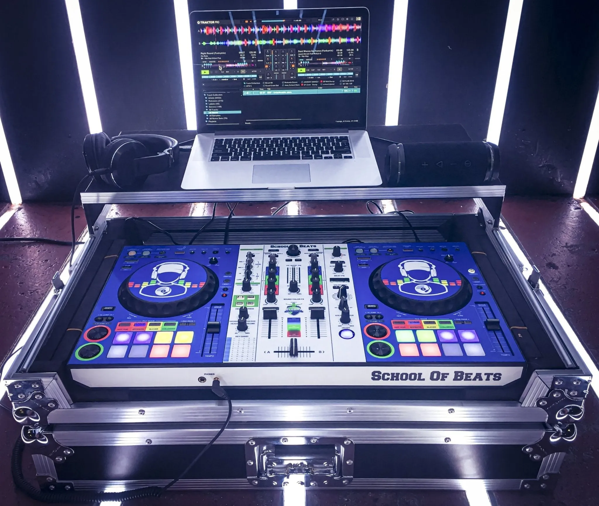 School Of Beats Lunch Box DJ System