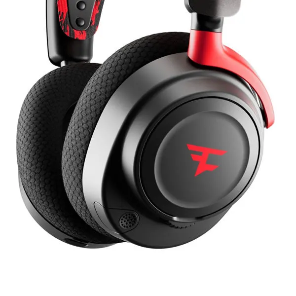 SteelSeries 61556  Arctis Nova 7 Wireless Gaming Headset Faze Clan Edition