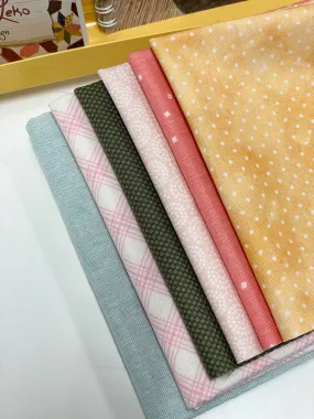 Tiny Tulips Pouch