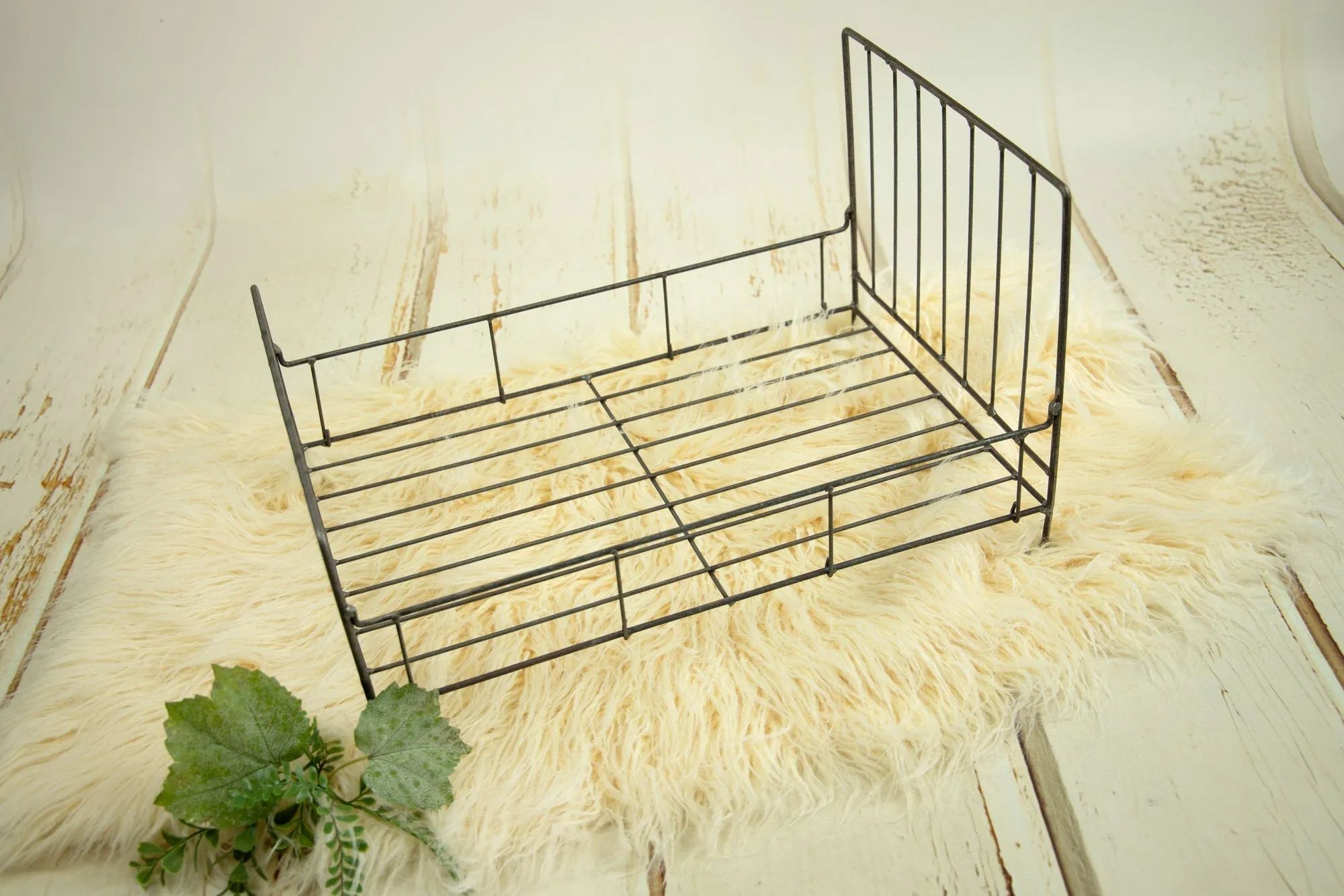 Vintage Wire Bed - Unpolished